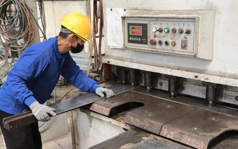 Proses Cutting Plate